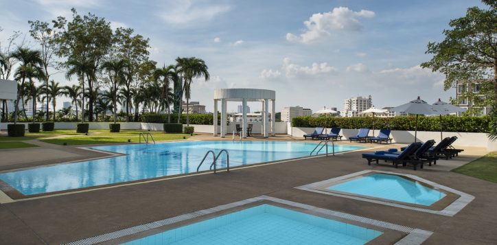 novotel-hotel-bangkok-bangna-gallery-recreation-spa-fitness-image08-2